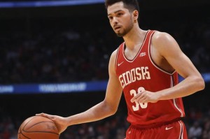 nba2k14 修改器：如何使用修改器让游戏更有趣？