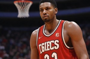 NBA Live 2013：经典篮球游戏的回归