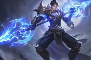 CF11月王者轮回：全新版本带来的游戏革新与挑战