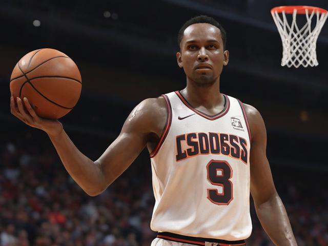 nba2k15巴士单机游戏下载，让你体验最真实的篮球比赛乐趣